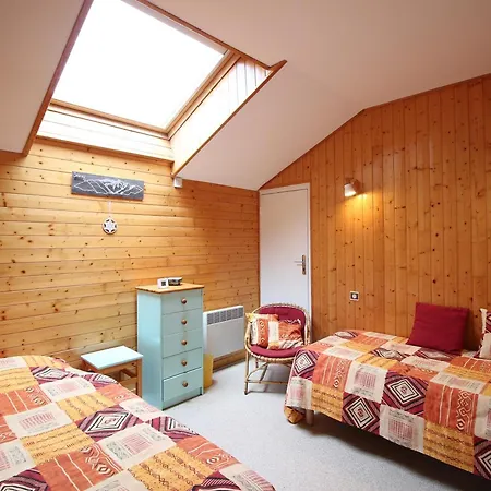 Διαμέρισμα Mont-dore: T2 Bis Avec Balcon Et Parking Proche Centre - Fr-1-415-205