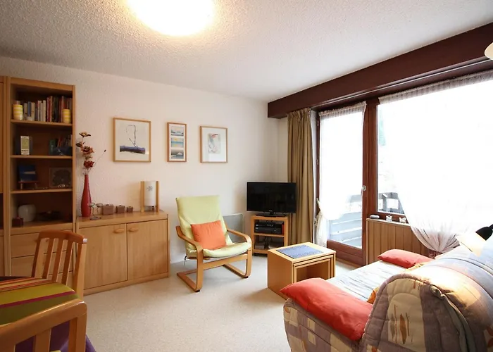 Apartamento Mont-dore: T2 Bis Avec Balcon Et Parking Proche Centre - Fr-1-415-205 *