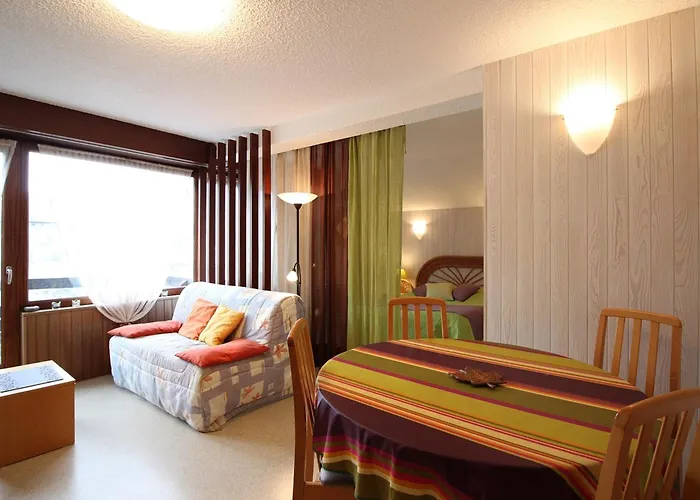 Mont-dore: T2 Bis Avec Balcon Et Parking Proche Centre - Fr-1-415-205 Mont-Dore